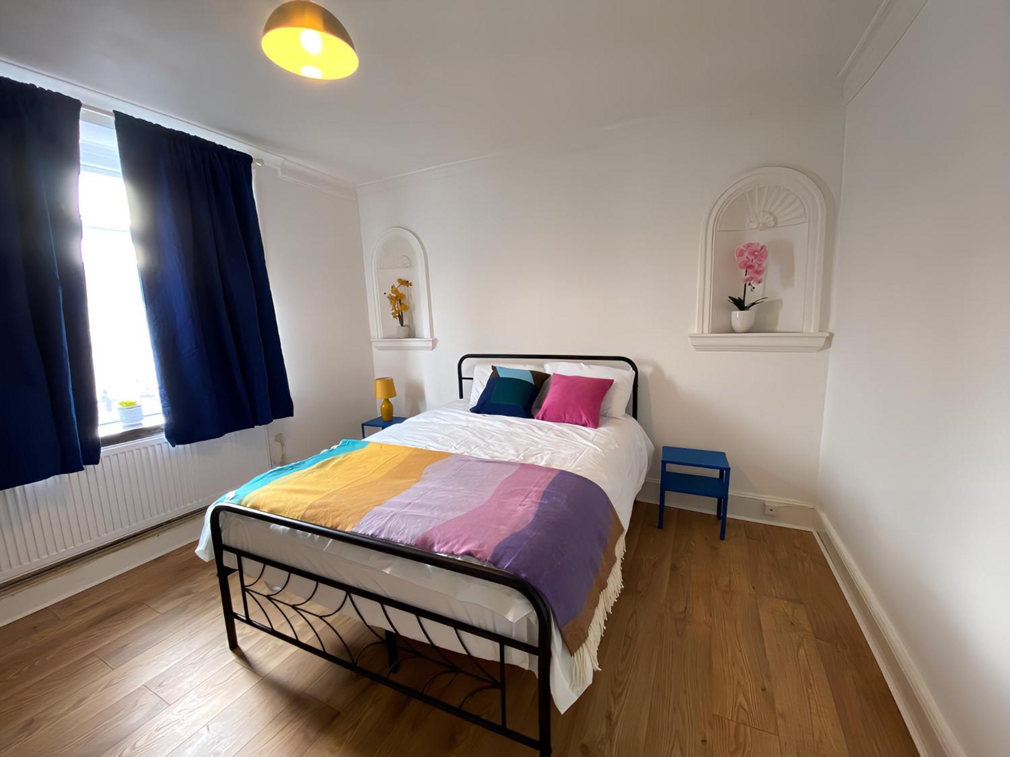 4-Bedroom Home - Perfect For Those Working In Bridgend - By Tailored Accommodation Bagian luar foto